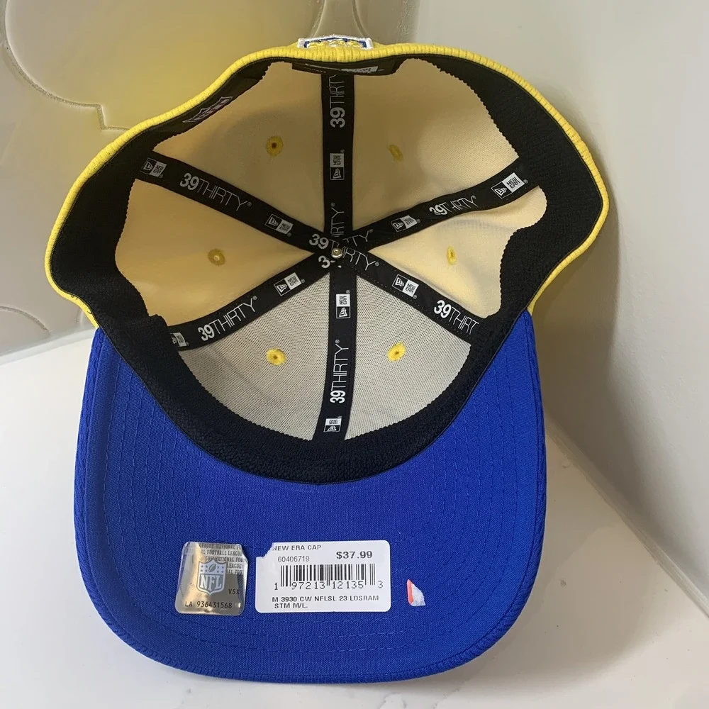 New Era Los Angeles Rams 39THIRTY 2023 Sideline Stretch Hat Size Medium/Large